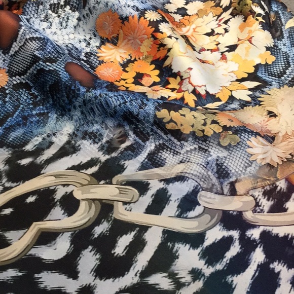 Top - Picture 6 of 6